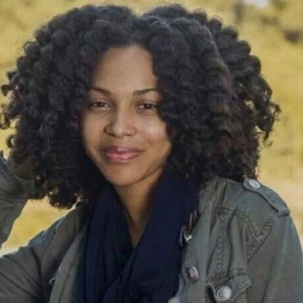 Meet your Posher, Marena